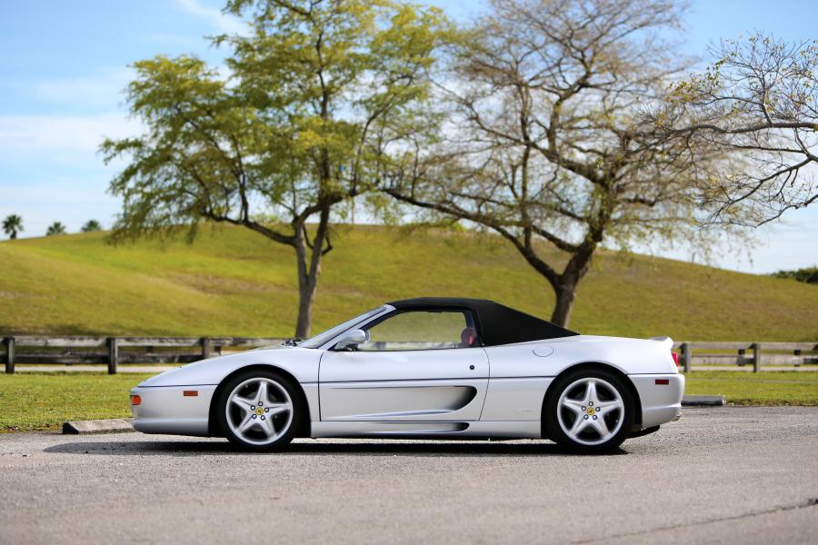  Ferrari F355 Spider 1995 года  (US) (фото 5 из 56)
